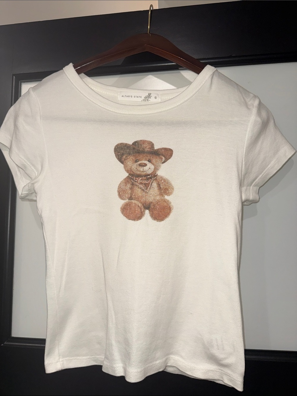 Altar’d State Cowboy Teddy Bear Graphic Tee Small EUC